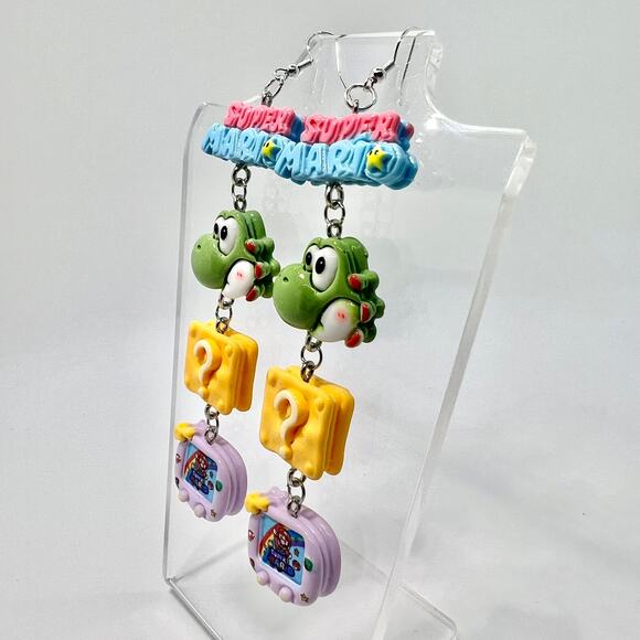 Mario Earrings - Chain Earrings - Yoshi Earrings - Gamer Accessories Gifts - Picture 5 of 8